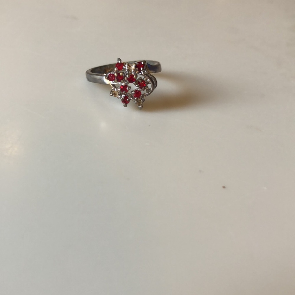 Red Floral Vintage Ring Size 7.5 - Picture 4 of 4